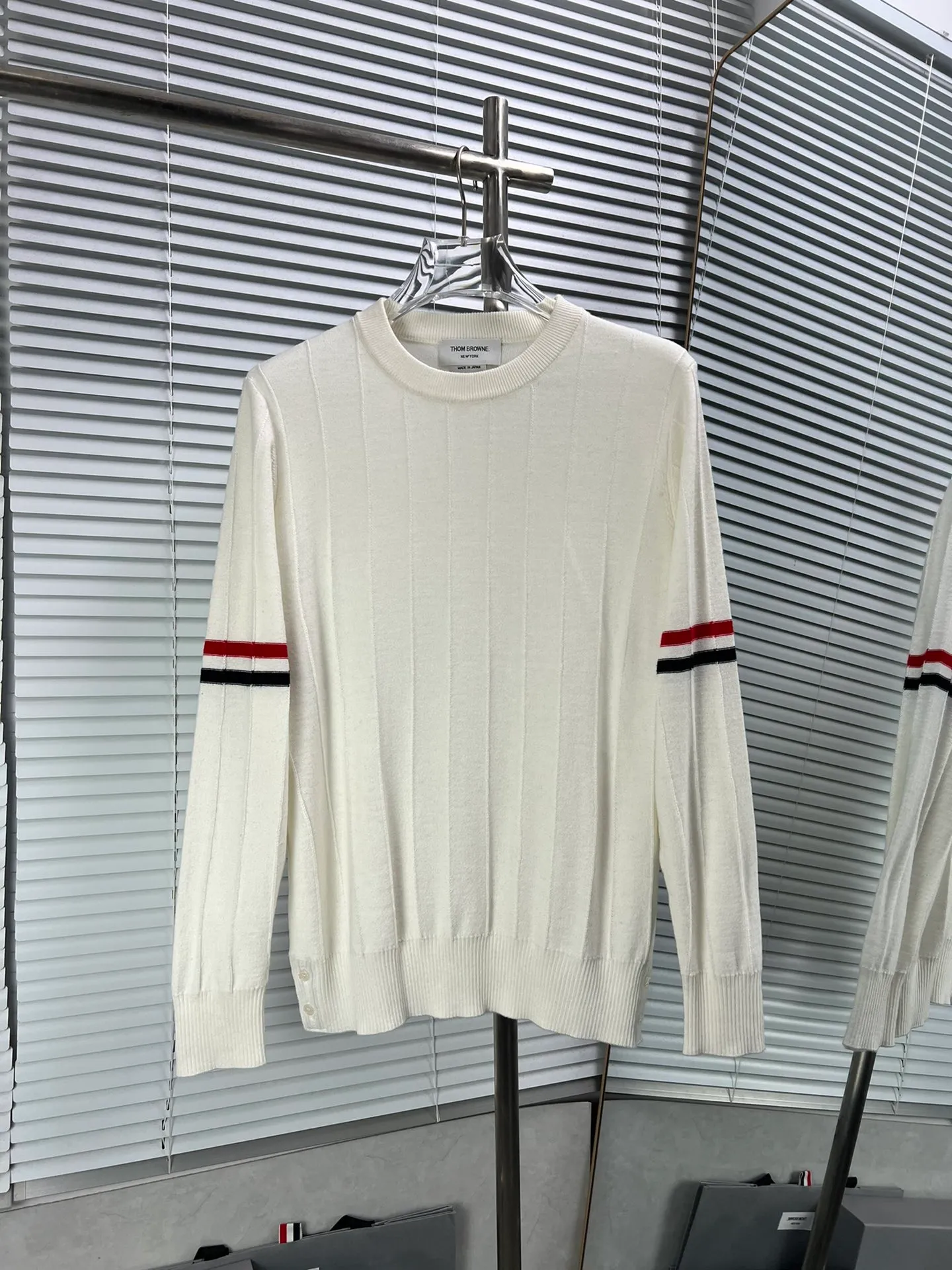 THOM BROWNENew Arrival 24/FW 12 . . Breathable ， 。 ：White Dark Gray Navy Blue Sizes：1.2.3.4.